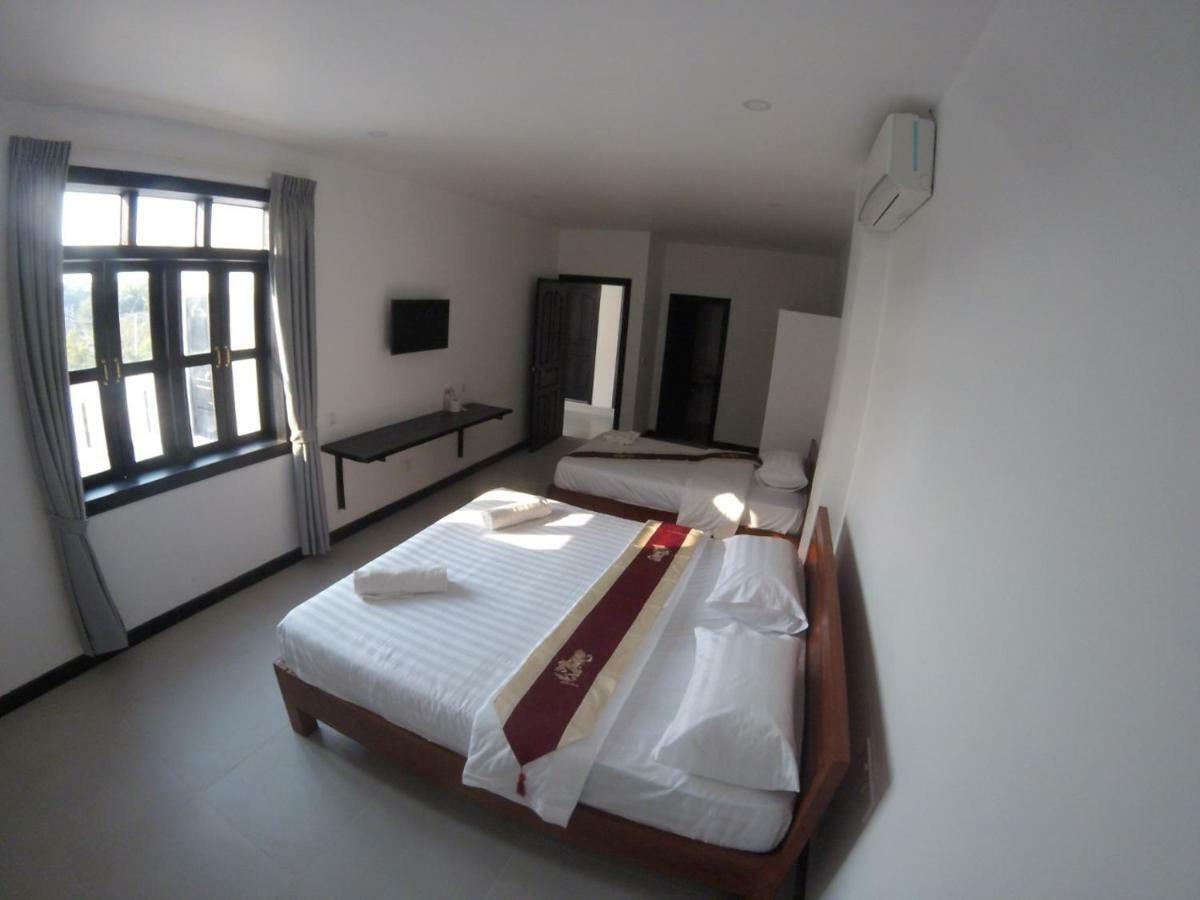 Latinos Hostel Siem Reap Eksteriør billede